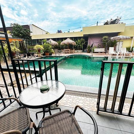 Anantra Pattaya Resort Exterior foto